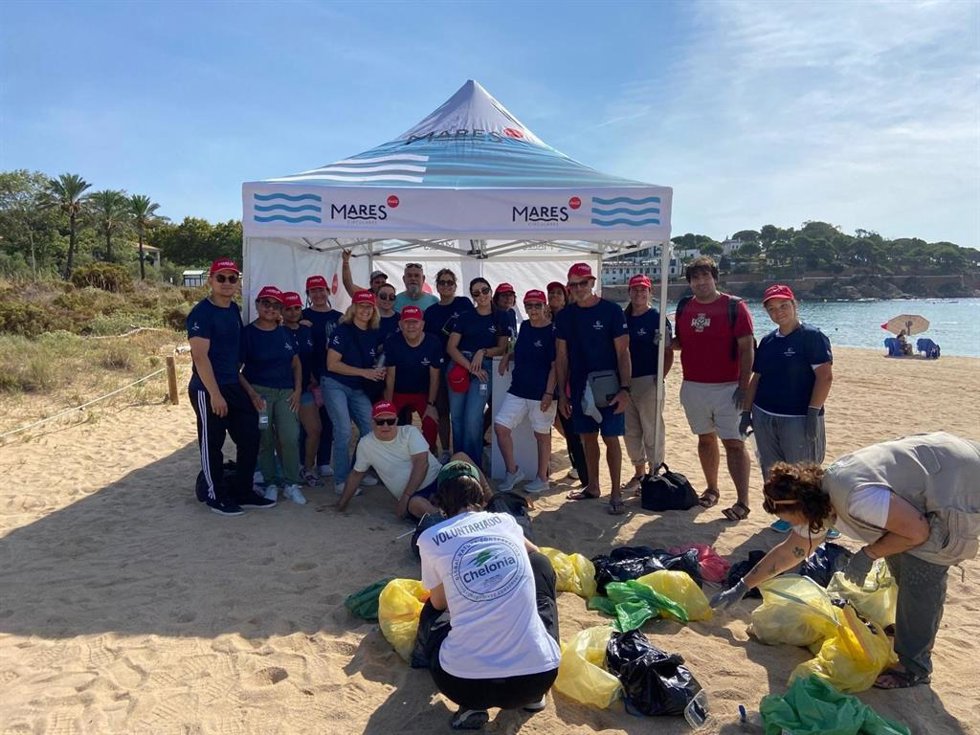 Última recogida el 6 de octubre de 2025 en Cala Galdana, Menorca, y Cala Sa Caleta, Gerona, con ILUNION Hotels.