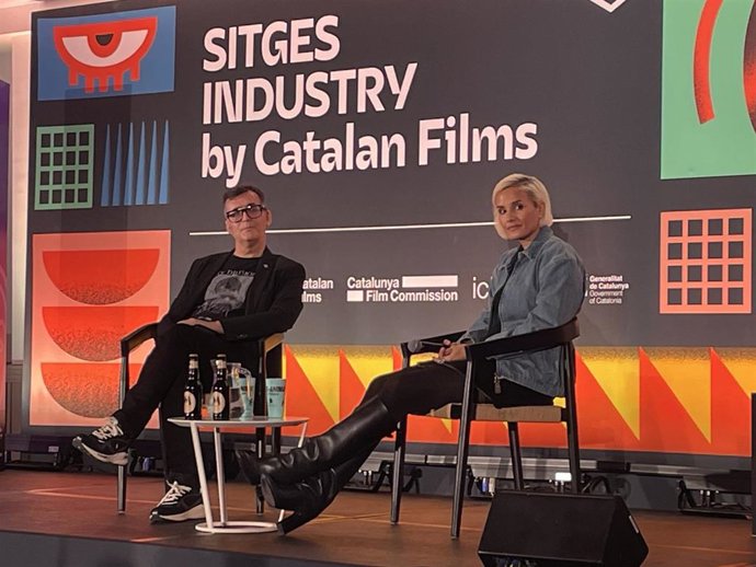 El director del Festival de Sitges Ángel Sala y la directora de 'Alpha' Julia Ducournau