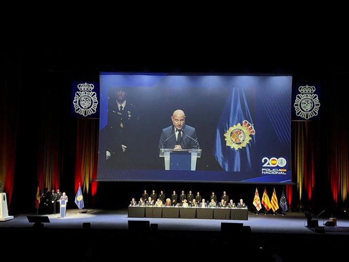 El delegado del Gobierno en Catalunya, Carlos Prieto, preside en Barcelona el Día de la Policía de la Jefatura Superior de Catalunya