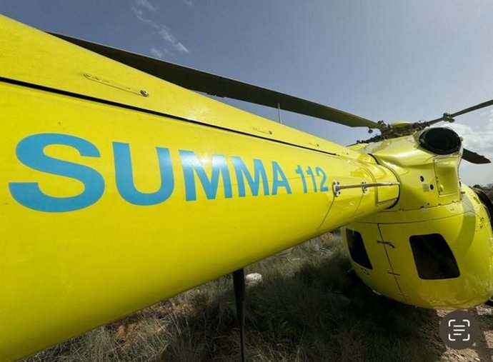 Archivo - Helicóptero del Summa 112