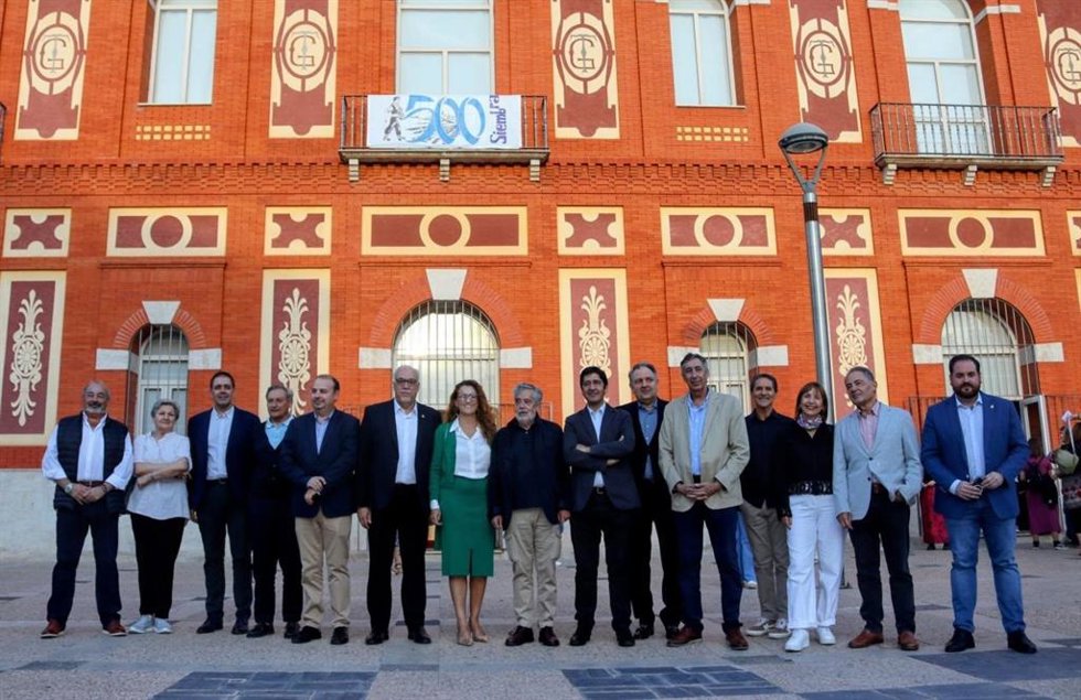 El vicepresidente segundo del Gobierno regional, José Manuel Caballero, en el estreno de 'La bala' .