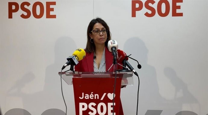 Archivo - La edil África Colomo durante la rueda de prensa. Imagen de archivo. 