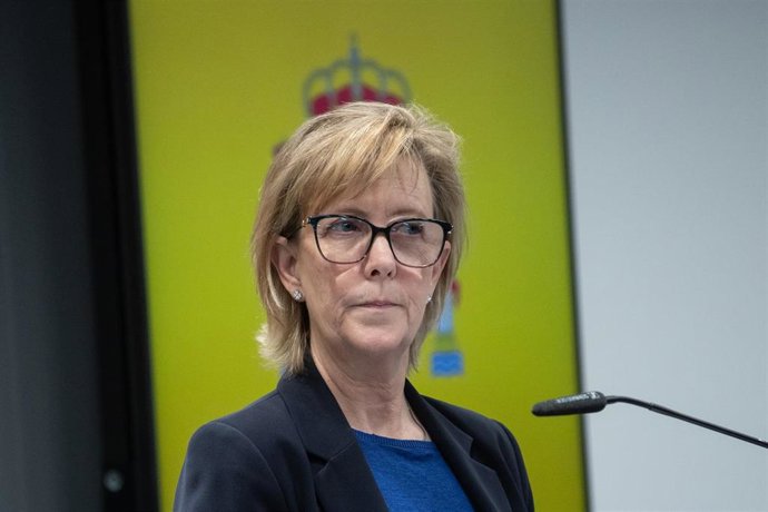 Archivo - La comisaria europea de Servicios Financieros, Maria Luís Alburquerque, durante una rueda de prensa posterior a una reunión con el ministro de Economía, en la sede del Ministerio de Economía, Comercio y Empresa, a 26 de mayo de 2025, en Madrid (