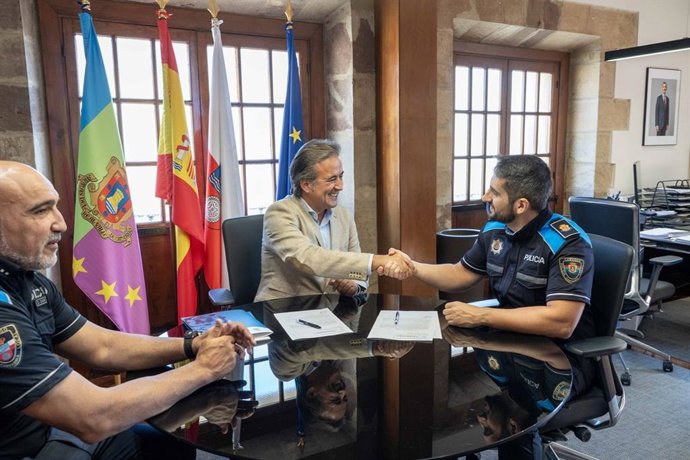 Camargo refueza la Policía Local un nuevo agente de movilidad