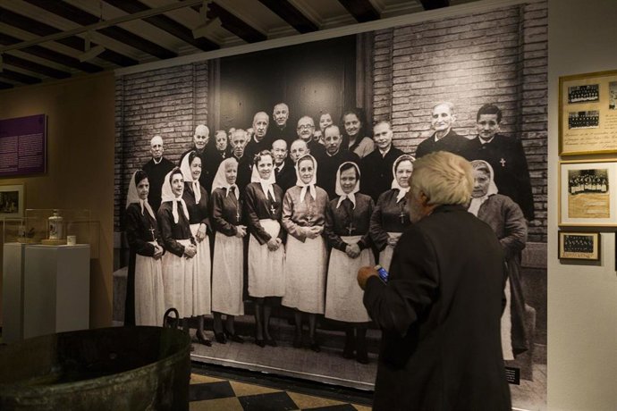 Inauguración de la exposición de la DPZ sobre el Hospital Provincial 'Nuestra Señora de Gracia'.