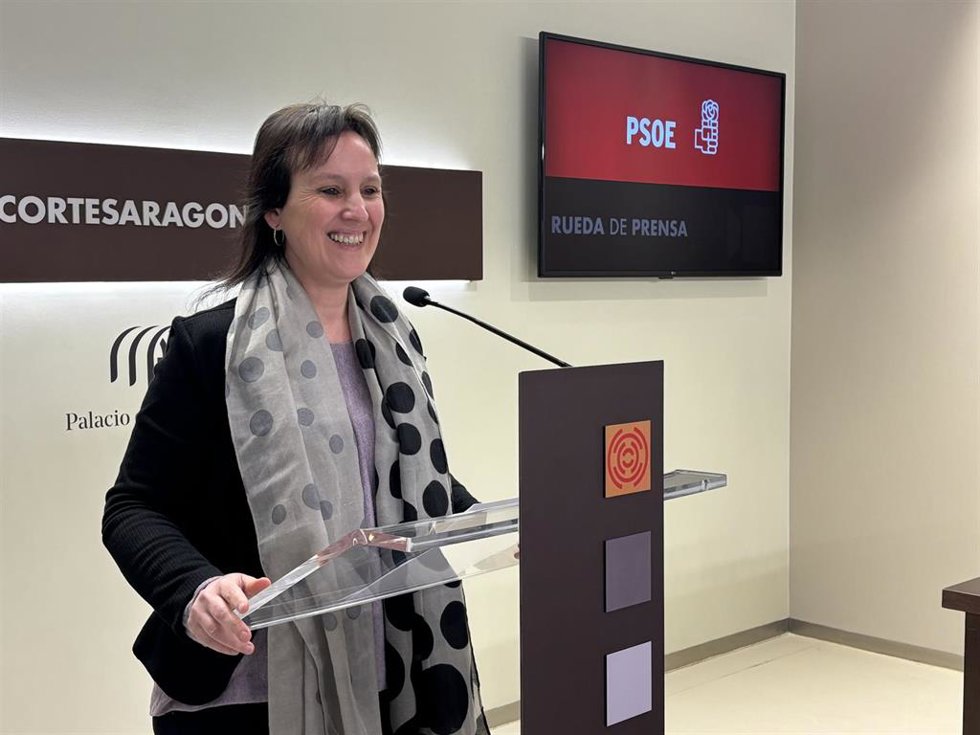 Archivo - La diputada del PSOE Lorena Canales.