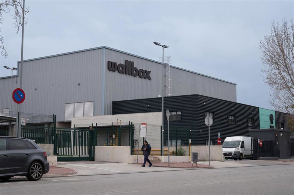 Archivo - Fachada de la sede de Wallbox, en Barcelona.