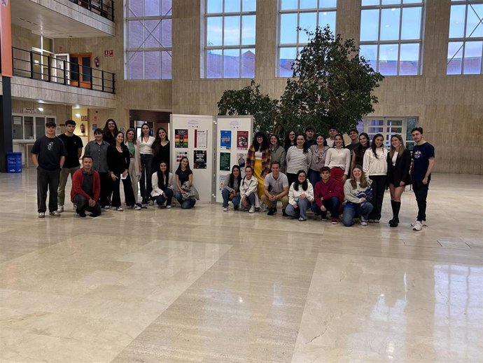 Estudiantes de Marketing de la ULE diseñan campañas creativas de sensibilización sobre la salud mental .