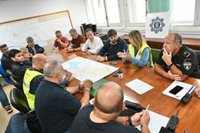 López Miras, sobre el aviso rojo por lluvia en Cartagena: "Todos los servicios de emergencia están disponibles"