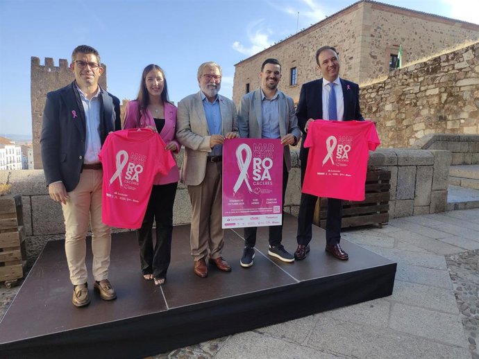 Presentación de la Marcha Rosa de Cáceres