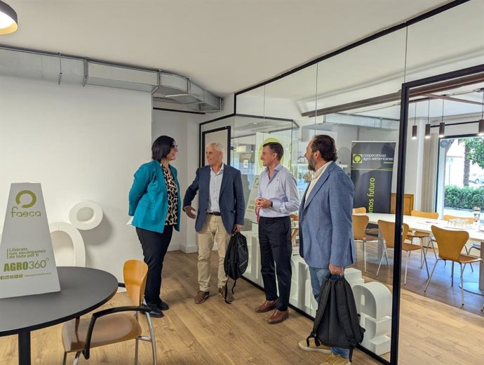 Reunión de Junta y Cooperativas Agroalimentarias de Granada