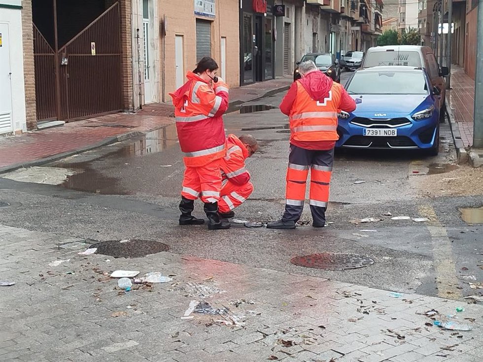Efectivos de Cruz Roja