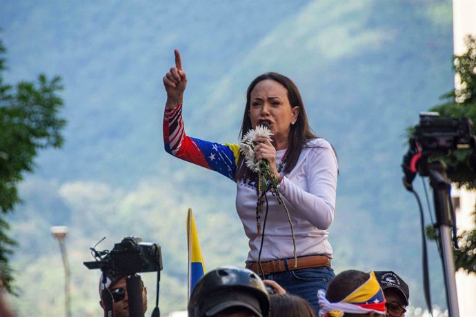 Archivo - January 9, 2025, Caracas, Miranda, Venezuela: The leader of the opposition Maria Corina Machado, appears at the rally of the opposition called by her, in the streets of Caracas...Government and opposition marches and rallies prior to the preside