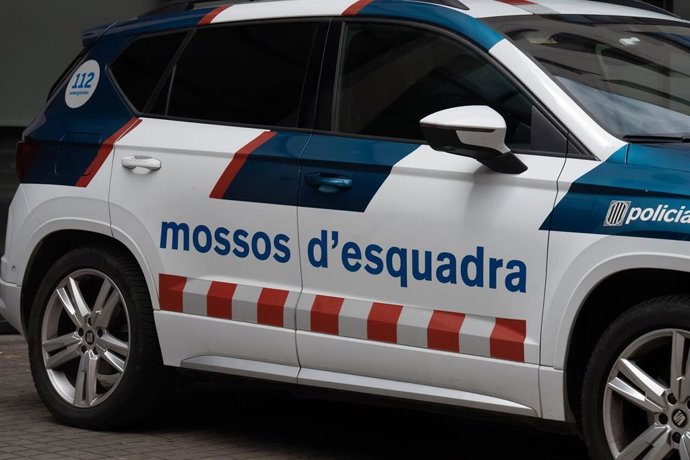 Archivo - Un coche de los Mossos d'Esquadra.