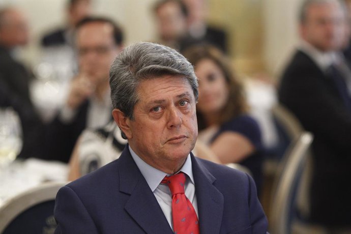Archivo - El exministro de Defensa y actual embajador de España en Reino Unido, Federico Trillo en un acto