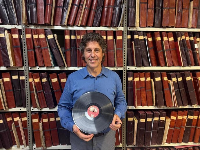 El archivo de la Banda Municipal incorpora un disco histórico con L'entrà de la Murta y del Himne de l'Exposició