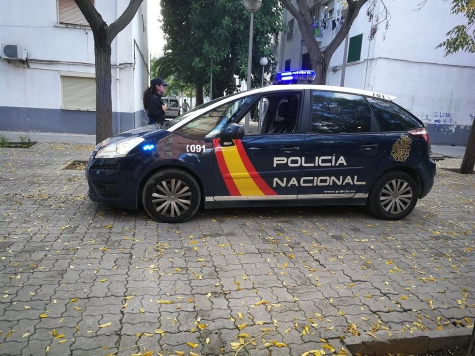 Archivo - Un coche de la Policía Nacional