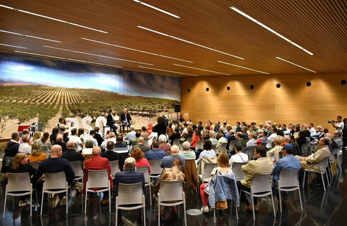 La alcaldesa de Arnedo presidirá el Consejo de Alcaldes y Concejales del PSOE riojano que buscará sinergias desde lo local