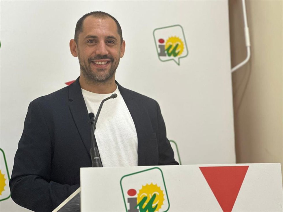 Archivo - Imagen de archivo del coordinador provincial de IU Córdoba, Sebastián Pérez.