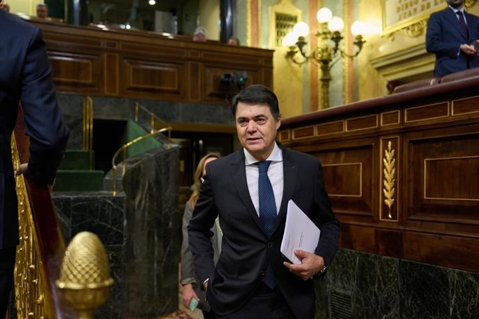 El dipuitado nacional Carlos Rojas.