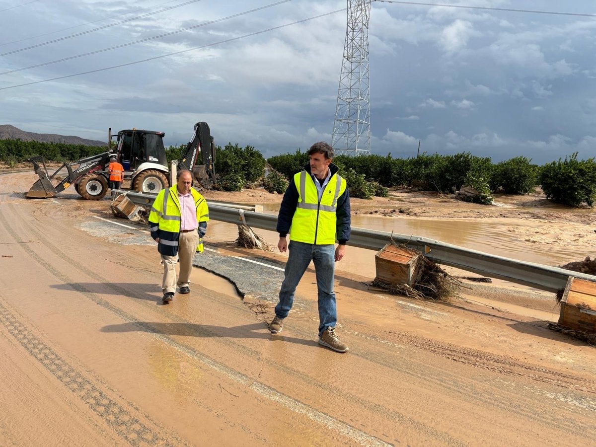 Abren al tráfico la RM-F35, la RM-F33 y la RM-F54, quedando cortadas solo dos vías de la red regional de carreteras