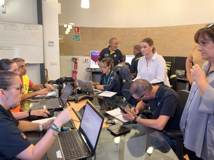 La presidenta del Govern, Marga Prohens, acude al CECOPI para seguir la última hora de las lluvias y tormentas provocadas por la dana Alice