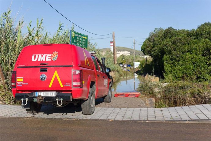 Un vehículo de la UME opera en Ibiza. Archivo.