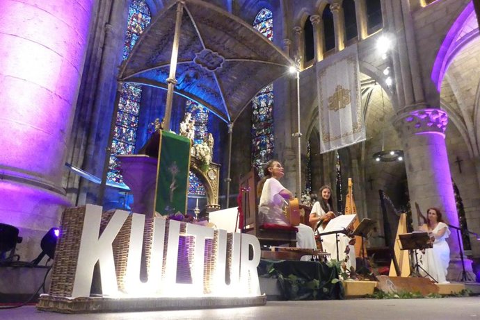 Actuación en Roncesvalles dentro del programa Kultur 2025.