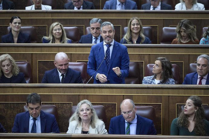 El diputado del PP Juan Bravo interviene durante una sesión de control en el Gobierno, en el Congreso de los Diputados, a 24 de septiembre de 2025, en Madrid (España). La ausencia del presidente del Gobierno, quien se encuentra en Nueva York para particip