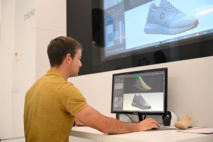 Archivo - Ivace+i impulsa la I+D del calzado valenciano con una inversión de 3,6 millones de euros en cuatro áreas estratégicas