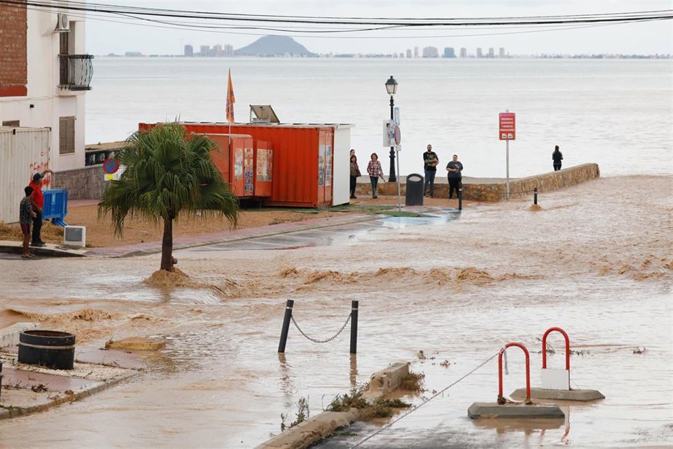 Los Alcázares tras el paso de la borrasca Alice