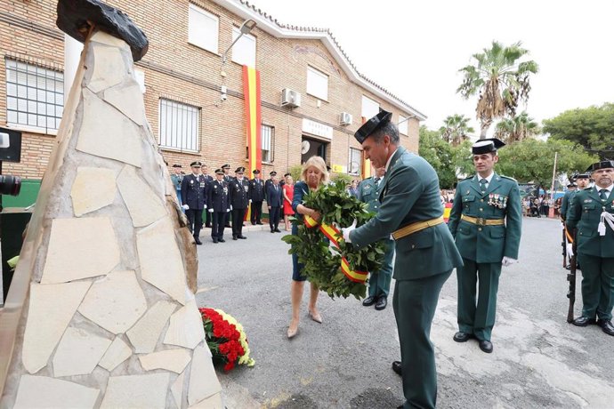 La alcaldesa de Marbella, María Ángeles Muñoz, participa en el día de la patrona de la Guardia Civil, la Virgen del Pilar.