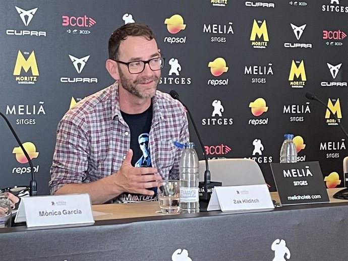 El director Zak Hilditch presenta 'We bury the dead' en el Festival de Sitges