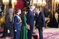 Sánchez se ausenta del tradicional corrillo con periodistas tras saludar a los Reyes en la recepción del Palacio Real