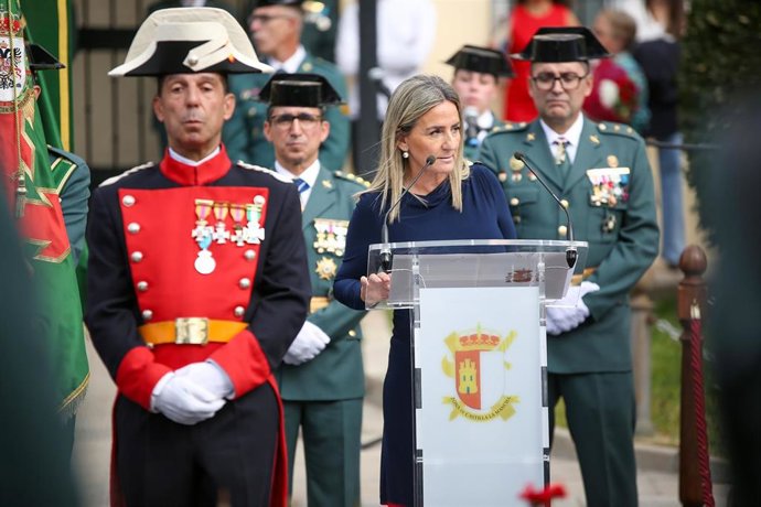 La Delegada del Gobierno, Milagros Tolón, durante el acto de celebración en la capital regional de la Fiesta Nacional y de la Virgen del Pilar
