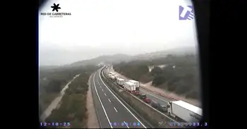 Cortada la AP-7 entre Freginals y Ulldecona (Tarragona) en ambos sentidos por inundaciones