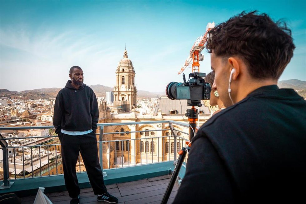 El director de cine Abd Al Malik presenta su película 'Furcy, Né Libre', en el Festival de Cine Francés de Málaga.