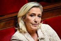 Le Pen anuncia una moción de censura contra el nuevo gobierno francés este mismo lunes