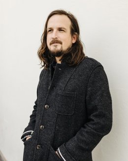 Archivo - El periodista Brian Merchant.