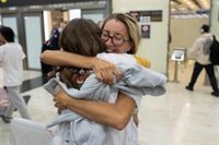 Reyes Rigo, a su llegada a España tras pasar 12 días retenida en Israel: "Ha merecido la pena, vamos a volver"