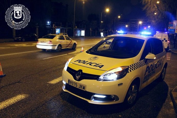 Archivo - Patrulla de la Policía Municipal de Madrid