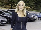 Foto: Carmen Lomana da su veredicto de experta sobre el look de la Infanta Sofía en el Día de la Hispanidad