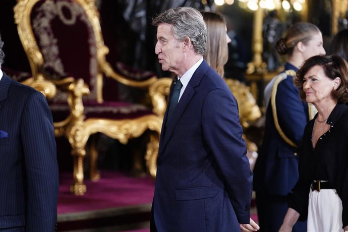 Los reyes Felipe y Letizia, la princesa Leonor y la infanta Sofía, durante la recepción con motivo del día de la Fiesta Nacional, en el Palacio Real, a 12 de octubre de 2025, en Madrid (España). 
