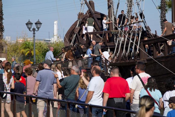 Jornadas de Puertas Abiertas en el Muelle de las Carabelas