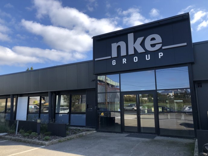 Sede del grupo francés NKE, adquirido por la compañía española Satlink