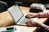 Foto: La creación de empresas sube un 5,2% hasta septiembre y las disoluciones se elevan un 2,3%, según Iberinform
