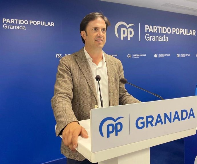 El vicesecretario de Política Municipal del PP de Granada, Antonio Narváez.