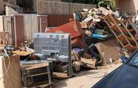 San Javier pone en marcha un servicio de recogida de enseres dañados por las inundaciones