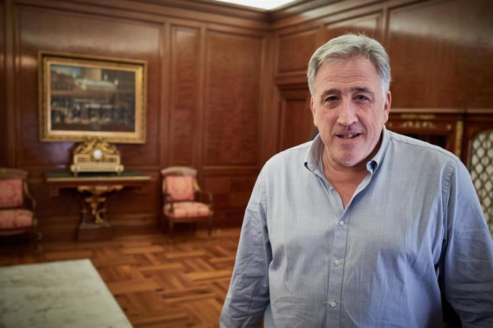 Archivo - El alcalde de Pamplona, Joseba Asiron, en una imagen de archivo