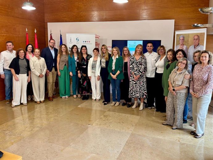Presentación de la campaña y el programa de actos con motivo del 30 aniversario del Servicio Municipal de Teleasistencia